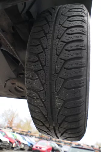 4x VW Golf Passat Reifen 195/65 R15 91V Winterreifen 4x ca. 5-6 mm NUR REIFEN (178901)