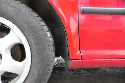 VW Golf 4 1J Kotflügel vorne links rot LY3D - kleine Hageldellen (178903)