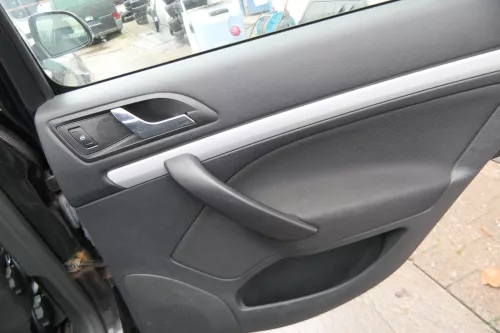 1x Octavia 1Z Limousine Türverkleidung Verkleidung Tür hinten rechts schwarz ony