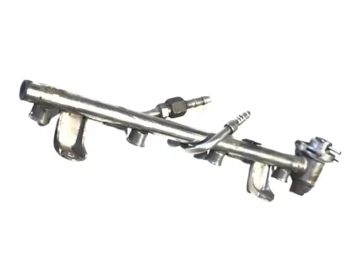 3BG Audi A4 058133681C ALT 96kw 2,0 + Einspritzleiste Leiste