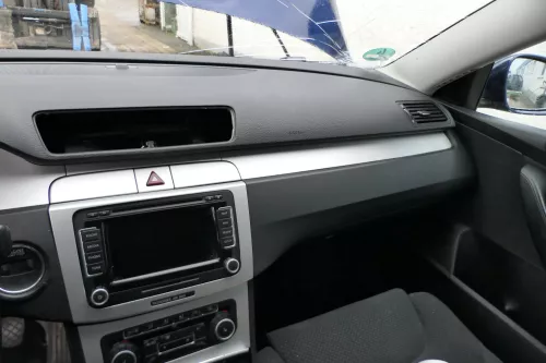 Passat 3C Mittelkonsole Verkleidung Klappe Abdeckung Dekor silber matt chrom Asc (178953)