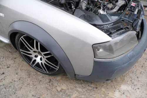 Audi A6 4Z Allroad Kotflügel vorne rechts grau + Leiste (179256)