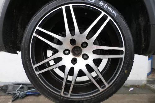 4x 3BG A6 4B Alufelgen Felgen KBA 47855 6-7mm 225/40 RR18 92W Reifen 18 Zoll (179276)