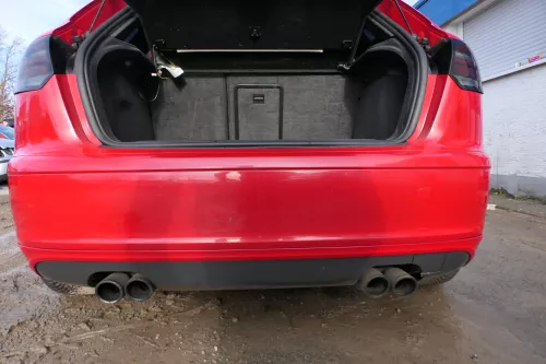 Audi A3 8P Stoßstange Stoßfänger hinten 4/5-Türer rot LY3J - Doppelrohr (179494)