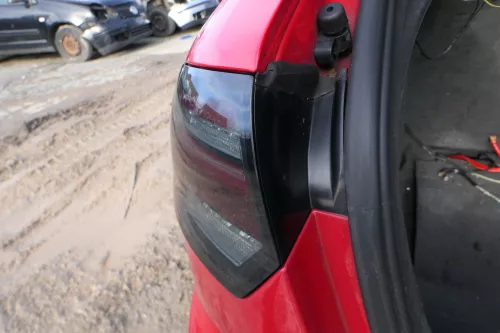 Audi A3 8P Stoßstange Stoßfänger hinten 4/5-Türer rot LY3J - Doppelrohr (179494)