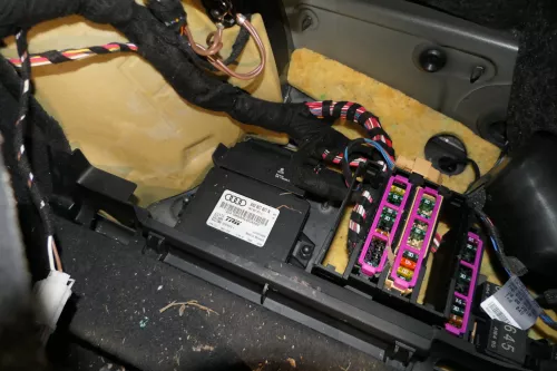 Audi A4 8K Steuergerät 8K0907801N /J Bremse Festellbremse Handbremse