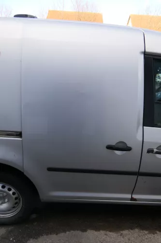VW Caddy 3 2k Tür hinten rechts silber LA7W Schiebetür