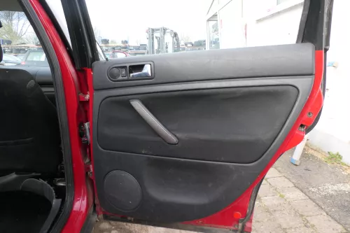 1x Passat 3B 3BG Türverkleidung Verkleidung Tür hinten rechts schwarz