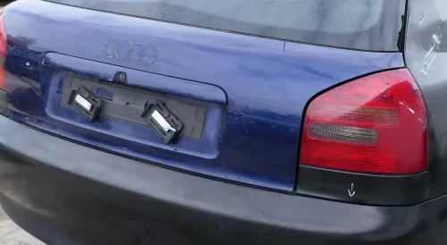 A3 8L bis cBj. ca1999 Heckklappe Kofferraumklappe Klappe hinten blau LZ5K Scheib (179911)