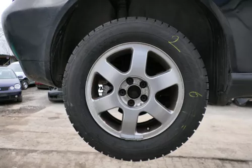 1x Felge Alufelge original Audi A3 8L 6jx15H2 ET38 8L0601025F Speedline + Reifen