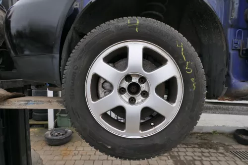 1x Felge Alufelge original Audi A3 8L 6jx15H2 ET38 8L0601025F Speedline + Reifen