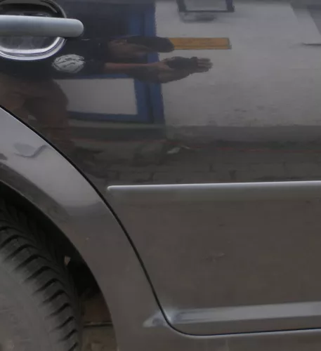 VW Golf 4 Bora Tür hinten rechts nur Kombi / Variant schwarz LC9Z -ohne Anbautei (180015)