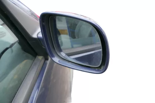 VW Golf 4 Bora manueller Spiegel vorne rechts Außenspiegel blau LA5G
