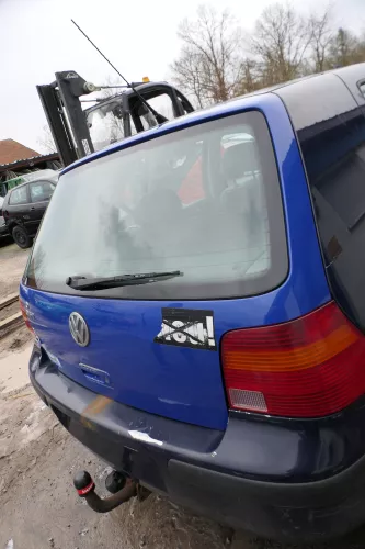 VW Golf 4 Limousine Heckklappe Kofferraumklappe Klappe hinten blau LW5Z-ohneAnb (180057)
