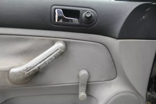 1x Golf 4 Bora Türverkleidung Verkleidung Tür vorne links 4/5-Türer grau (180058)