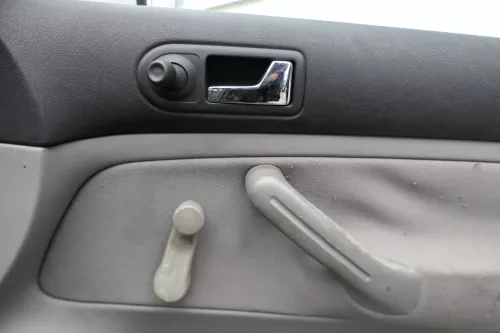 1x Golf 4 Bora Türverkleidung Verkleidung Tür vorne rechts 4/5-Türer grau (180059)