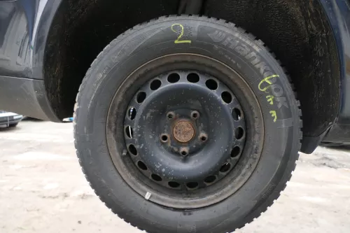 4x VW Golf 6 Plus 5M 195/65 R15 91T Winterreifen M+S Felgen Reifen M&S   ca. 6mm (180199)