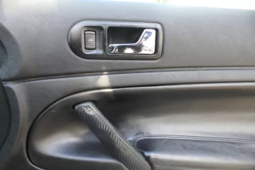 4x Passat 3B Türverkleidung Verkleidung Tür vorne links rechts  - schwarz Leder (180368)