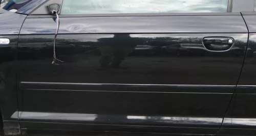 Audi A3 8P 2/3-Türer Tür vorne links Fahrertür Türblatt schwarz LZ9Y