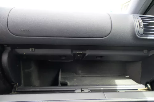 Audi A3 8L Handschuhfach Klappe 8L1857095 blau maritimblau Facelift (180425)