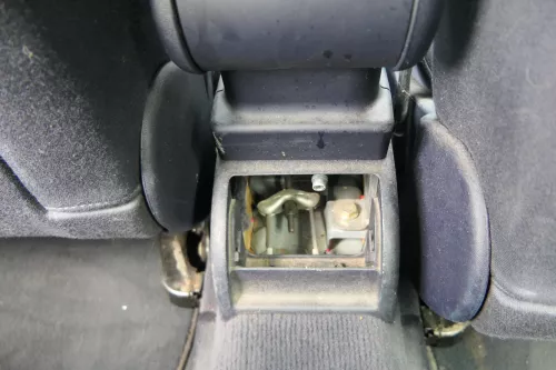 Audi A3 8L Mitteltunnel hinten Verkleidung um Handbremse Konsole blau maritim (180426)