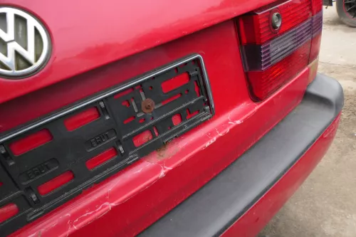 Passat 3A 35i Kombi Variant Heckklappe Klappe Kofferraumklappe rot LY3D Scheibe (180451)