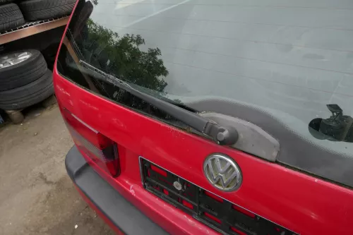 Passat 3A 35i Kombi Variant Heckklappe Klappe Kofferraumklappe rot LY3D Scheibe (180451)