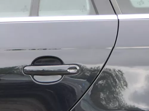 Golf 5 1K5 + Golf 6 AJ5 nur Kombi / Variant Tür hinten links schwarz LC9X- Delle (180577)