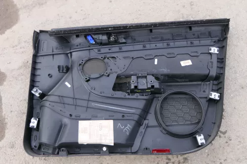 1x VW Golf Variant Kombi AJ5 Türverkleidung Verkleidung Tür vorne links  (180585)