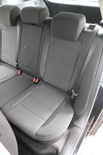 Golf 6 5K Kombi Sitze hinten Rückbank Rücksitzbank 3 Punkt Gurt Lehne OHNE-Kopfs (180608)
