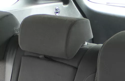 Golf 6 Variant Kombi AJ5 Kopfstützen Kopfstütze hinten in Mitte mittig schwarz