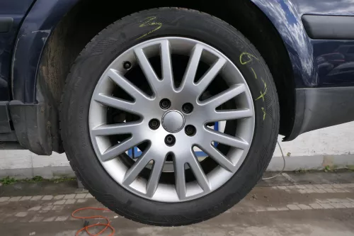 4x A6 4F Alufelgen Sommerreifen Reifen Felgen 225/50 R17 98Y  6-7mm 4f0601025AK (180657)