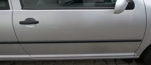 VW Golf 4 Tür vorne rechts Beifahrertür 2/3-Türer LA7W silber grau ohnAnbauteile (180733)