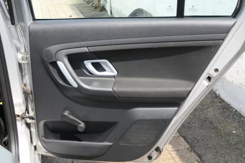 1x Skoda Fabia 5J Kombi Combi Türverkleidung Verkleidung Tür hinten rechts Griff