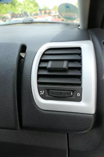 Fabia Roomster 5J Lüftungsdüse Düse Lüftung vorne rechts 5J0819702C/E 9B9 silber