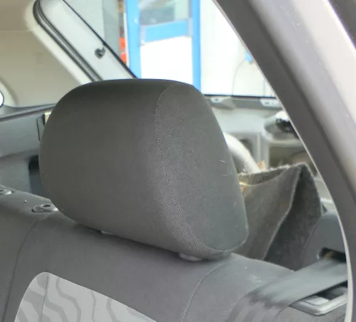 1x Skoda Fabia 5J Kopfstütze hinten rechts links - anthrazit