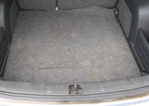 Skoda Fabia 5J Combi Kombi Variant Kofferraumteppich Teppich Kofferraum hinten