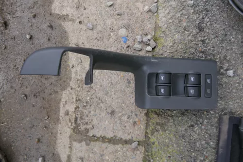 1x A3 8L Türverkleidung Verkleidung Tür vorne links 4/5-Türer onyx /schiefer (180802)