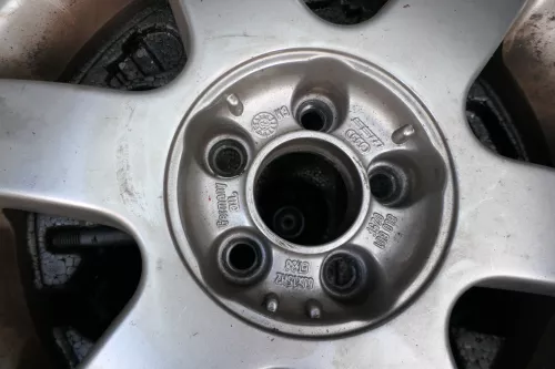 1x Felge Alufelge original Audi A3 8L 6jx15H2 ET38 8L0601025F Speedline + Reifen (180813)