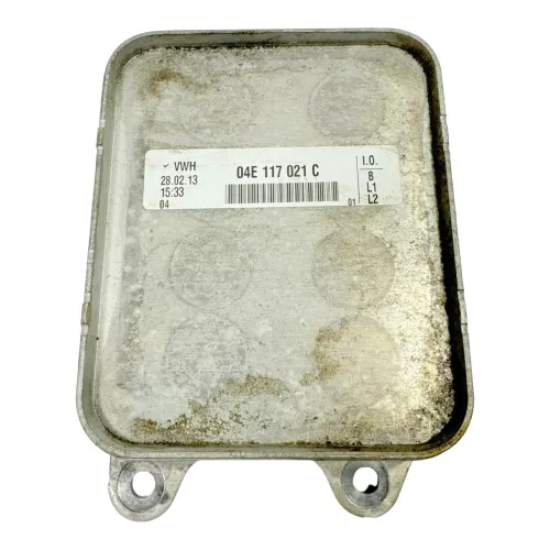 VW Passat Golf Ölkühler Halter 04E117021B 04E 117 021 K CPTA (180828)