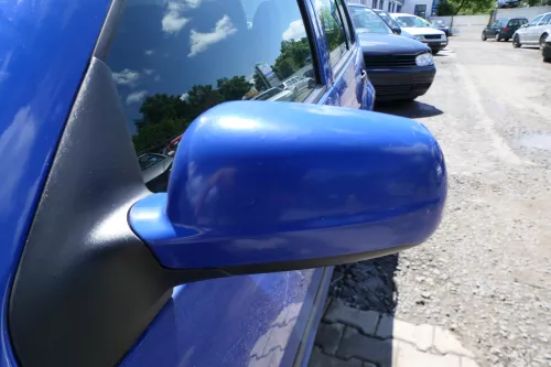 VW Golf 4 Bora manueller Spiegel vorne links Außenspiegel blau LW5Z Glas