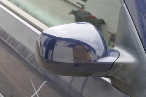 VW Golf 4 Bora manueller Spiegel vorne rechts Außenspiegel blau LA5G (180853)