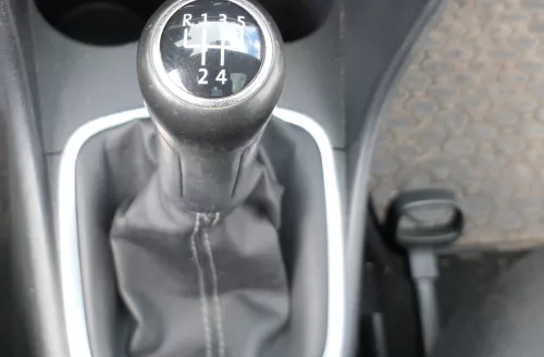 Polo 6R 6C Schaltknauf Schaltsack Schaltung Schaltknüppel Leder schwarz 5-Gang