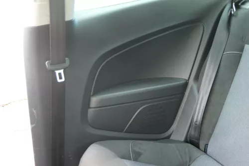 Polo 6R Verkleidung hinten rechts 2/3-Türer Seite - schwarz