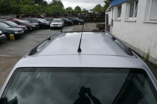 Golf 4 Bora Kombi Variant Heckklappe Klappe Scheibe silber LA7W ohneAnbau Dellen (180993)