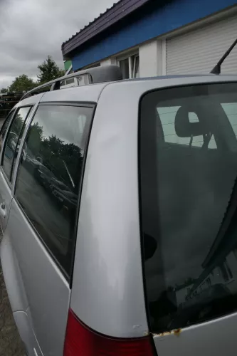 Golf 4 Bora Kombi Variant Heckklappe Klappe Scheibe silber LA7W ohneAnbau Dellen (180993)