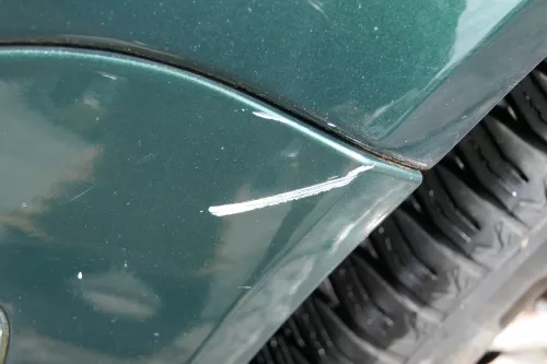 VW Bora Stoßstange vorne Frontstoßstange Stoßfänger vorn grün LC6M SWR (181035)