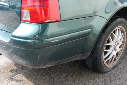 VW Golf 4 Bora Kombi Stoßstange hinten Heckstoßstange Stoßfänger grün LC6M (181041)