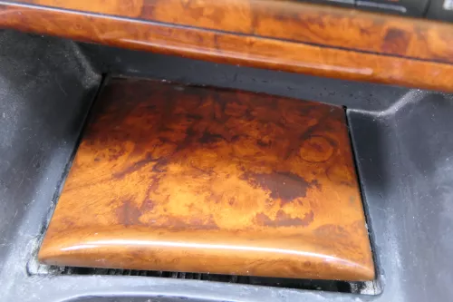 VW Golf 4 Bora Aschenbecher mit Zigarettenanzünder Anzünder Holz Holzoptik wurze