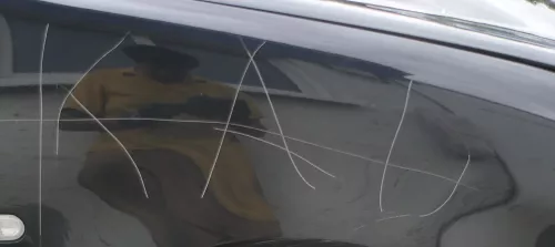 VW Polo 9N Kotflügel vorne rechts schwarz LC9Z (181103)